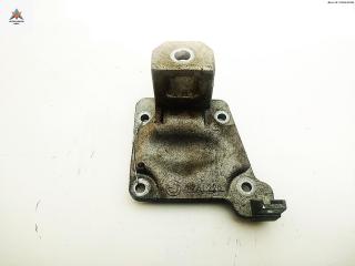 кронштейн двигателя BMW 5 серия E39 [рестайлинг] 2001, 2.5 л., дизель, МКПП, чёрный, универсал, 6751226