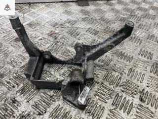 кронштейн гидроусилителя Audi A6 4B/C5 1998, 2.4 л., бензин, АКПП, чёрный, универсал