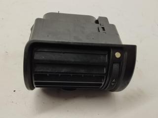 дефлектор обдува салона Audi A4 B5 1996, 1.8 л., бензин, МКПП, красный, седан, 8D1820901