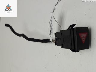 кнопка аварийной сигнализации Volkswagen Polo 4 поколение 2003, 1.2 л., бензин, МКПП, серый, хетчбэк 3 дв., 6Q0953235A