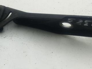 петля капота правая Audi A3 8P/8PA [рестайлинг] 2005, чёрный, хетчбэк 5 дв., 8P0823302