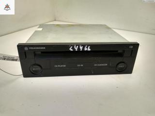 CD-чейнджер Volkswagen Golf 4 поколение 2000, 1.6 л., бензин, МКПП, синий, универсал