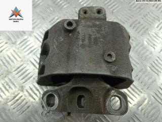 подушка крепления двигателя Volkswagen Golf 4 поколение 2001, 1.4 л., бензин, МКПП, серый, хетчбэк 5 дв.