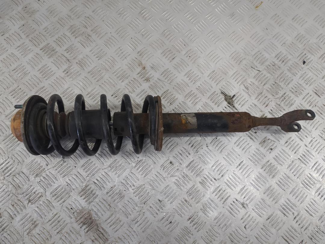 стойка передняя Volkswagen Passat B5+ (GP) 2001, 1.6 л., бензин, МКПП, серый, седан, 3B0413031P, PRUZHINA, 8D0411105AQ
