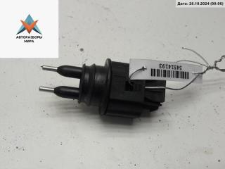 датчик уровня омывающей жидкости Volkswagen Passat B5 1998, 1.6 л., бензин, АКПП, синий, универсал, 7M0919376