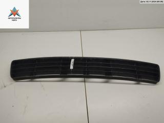 заглушка (решетка) в бампер Audi A4 B5 1995, 1.8 л., бензин, МКПП, белый, седан, 8D0807683