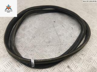 Уплотнитель крышки (двери) багажника Skoda Superb 1 поколение 2002, 2.8 л., бензин, АКПП, чёрный, седан