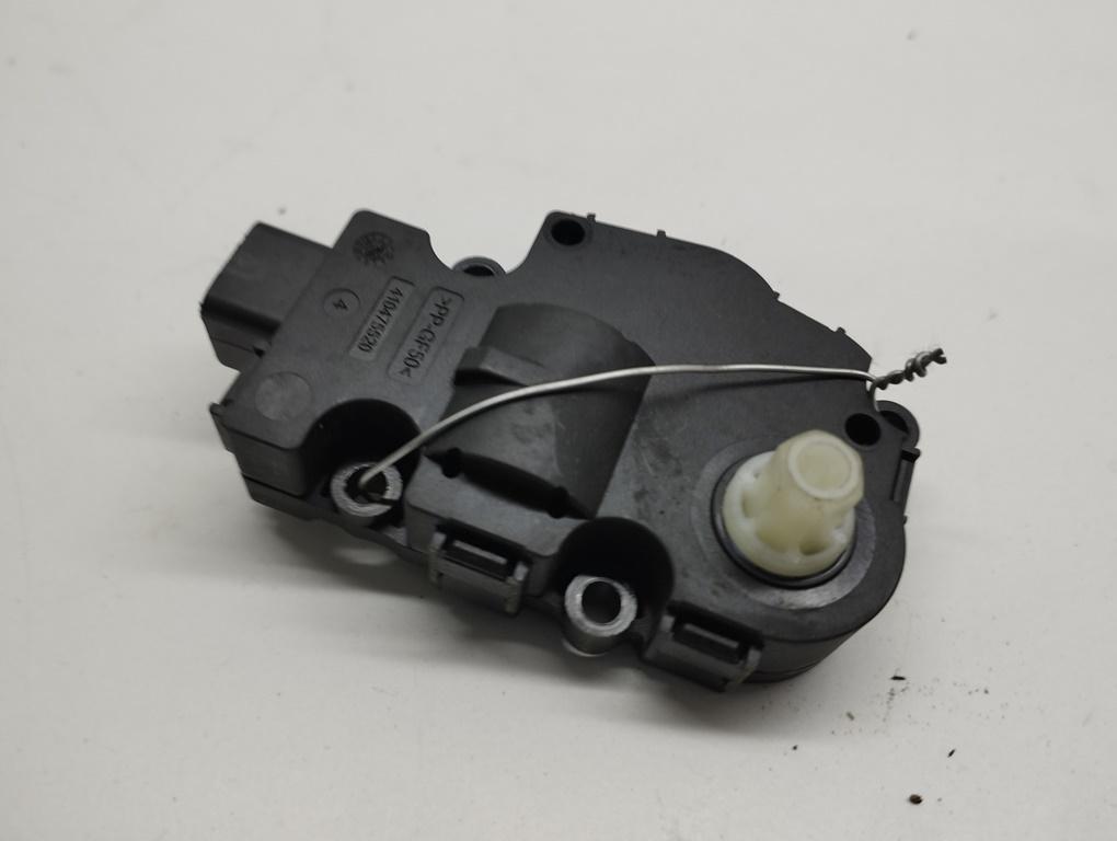 Заслонка печки/климат-контроля Audi A4 B8/8K 2008, 2.0 л., дизель, АКПП, серый, седан, 412650750 - фото №1