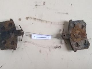 Колодки тормозные задние Audi 80 8C/B4 1993, 1.9 л., дизель, МКПП, зелёный, универсал
