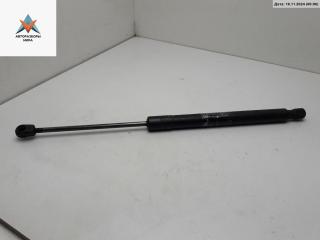 амортизатор крышки багажника (3-5 двери) Volkswagen Golf 5 поколение 2005, 2.0 л., дизель, МКПП, красный, хетчбэк 5 дв., 1K6827550F