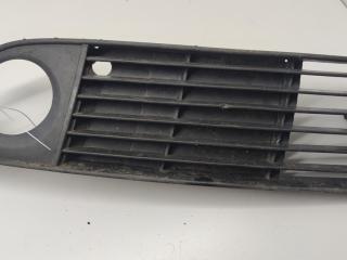 заглушка (решетка) в бампер Audi A6 4B/C5 2000, 2.4 л., бензин, МКПП, серый, седан, 4B0807681S