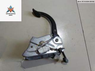 педаль тормоза Opel Vivaro A 2003, 1.9 л., дизель, МКПП, белый, микроавтобус