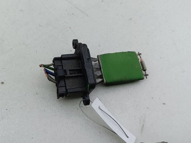 сопротивление печки Fiat Stilo 2002, 1.2 л., бензин, МКПП, чёрный, хетчбэк 3 дв., B837