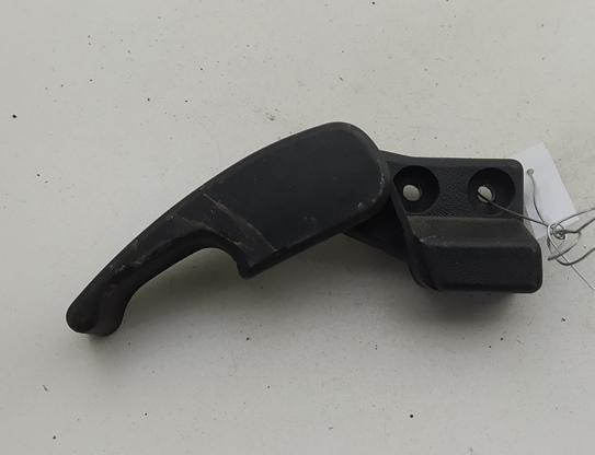 ручка открывания капота SEAT Leon 2005, 1.6 л., бензин, МКПП, красный, хетчбэк 5 дв., 1H1823533
