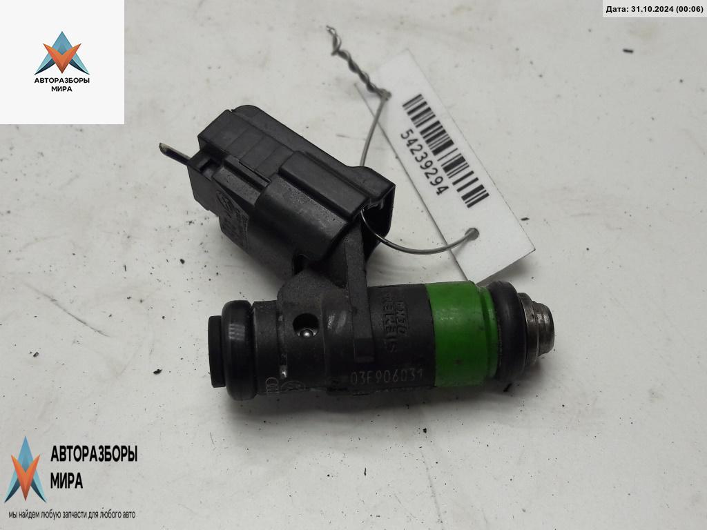 форсунка Skoda Fabia 1 поколение (6Y) 2003, 1.2 л., бензин, МКПП, серый, универсал, 03E906031 - фото №1