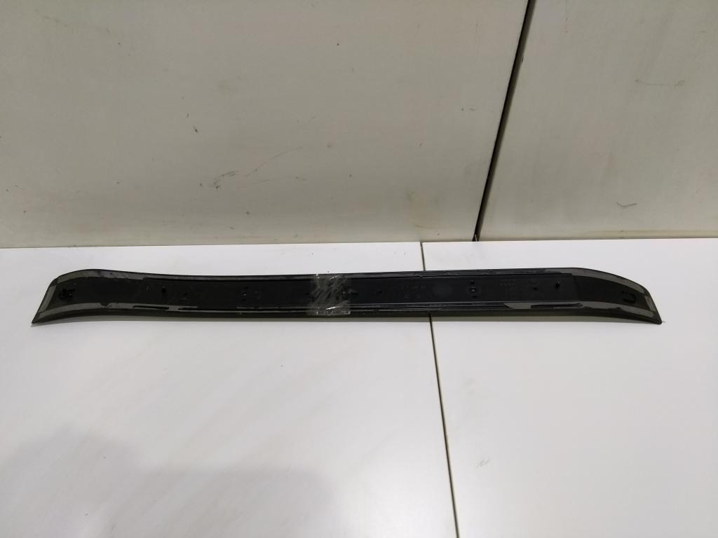Накладка на порог наружная правая Audi A4 B7 2005, синий, универсал, 8E0853374P