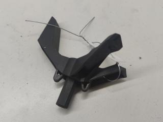 кронштейн (крепление) Audi A4 B7 2005, 2.5 л., дизель, МКПП, чёрный, универсал, 8E9945184