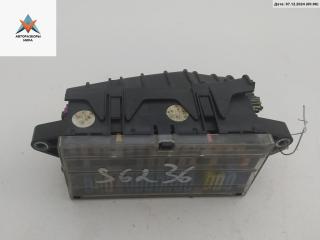 блок предохранителей Volkswagen Polo 3 поколение 1999, 1.4 л., бензин, МКПП, зелёный, универсал