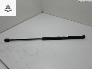 амортизатор крышки багажника (3-5 двери) Volkswagen Golf 3 поколение 1994, 1.4 л., бензин, МКПП, синий, хетчбэк 5 дв., 1H6827550A