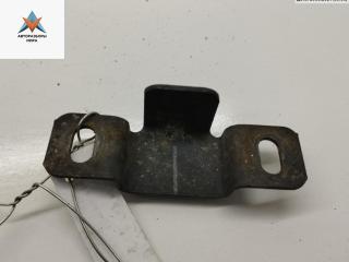 кронштейн радиатора Audi A6 4B/C5 2000, 2.5 л., дизель, АКПП, чёрный, универсал, 4D0280427