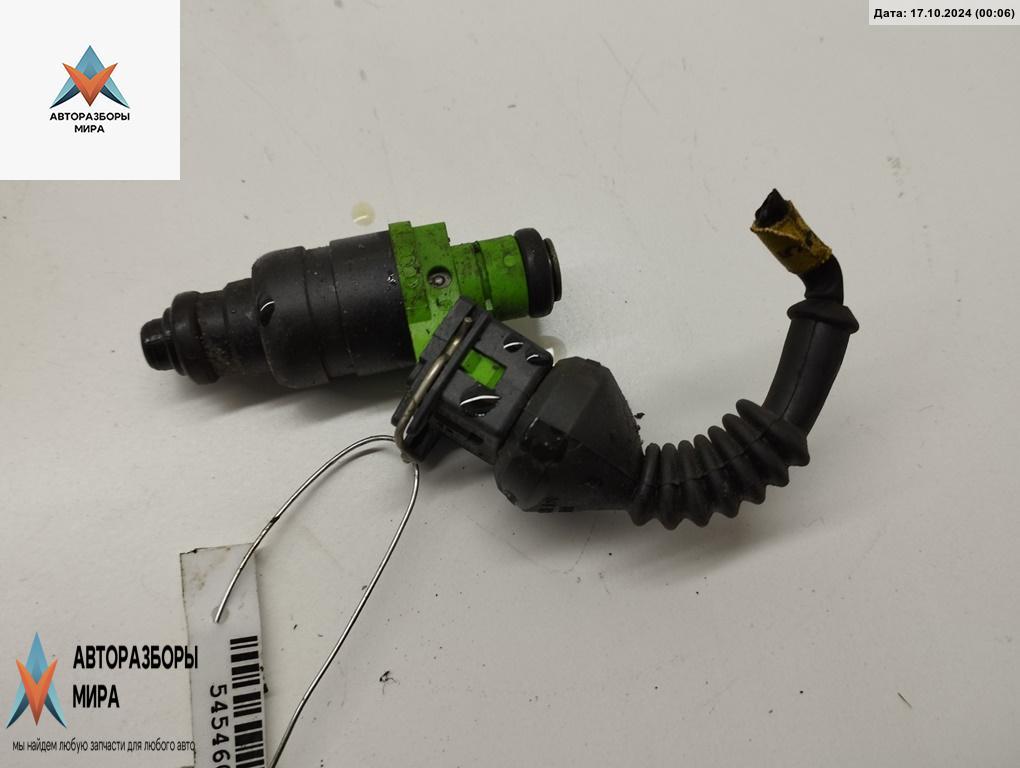 форсунка Audi A6 4B/C5 1998, 2.4 л., бензин, МКПП, синий, универсал, 078133551BB - фото №1