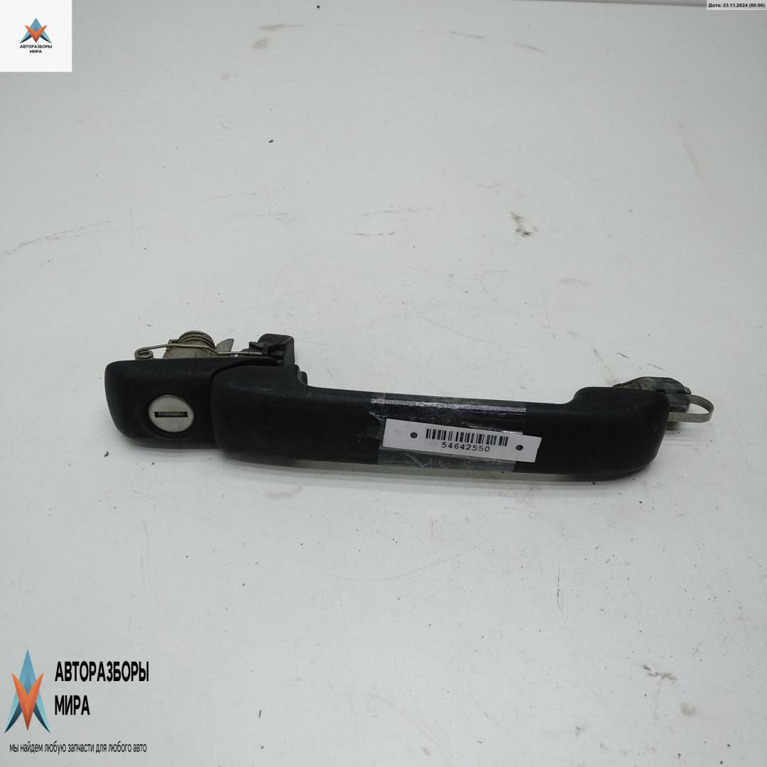 ручка наружная передняя правая Volkswagen Golf 3 поколение 1994, 1.6 л., бензин, МКПП, синий, хетчбэк 5 дв., 1H0837223 - фото №1