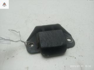 ответная часть (скоба) замка двери Mercedes-Benz Vito-2 / Viano W639 2006, 2.2 л., дизель, МКПП, белый, микроавтобус