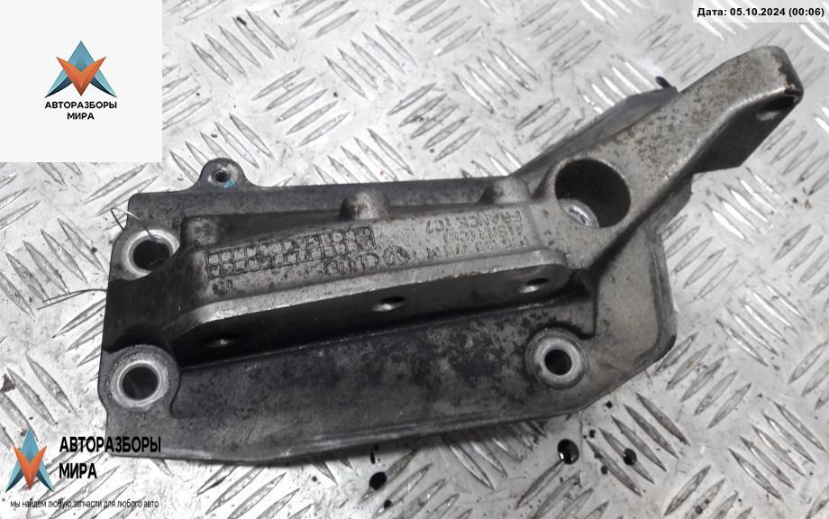 кронштейн двигателя Skoda Fabia 1 поколение (6Y) 2000, 1.4 л., бензин, МКПП, зелёный, хетчбэк 5 дв. - фото №1