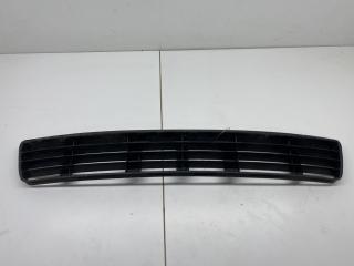 заглушка (решетка) в бампер Audi A4 B5 [рестайлинг] 1998, 2.4 л., бензин, МКПП, чёрный, универсал, 8D0807683