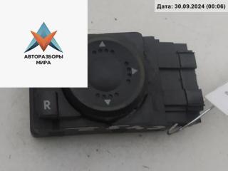 джойстик регулировки зеркал Volkswagen Passat B5 1997, 1.8 л., бензин, МКПП, красный, седан