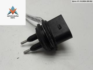 датчик уровня омывающей жидкости Porsche Cayenne 955 2003, 4.5 л., бензин, АКПП, чёрный, внедорожник 5 дв., 7M0919376