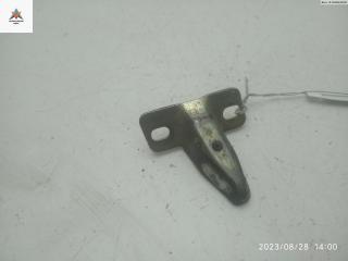 ответная часть (скоба) замка двери Volkswagen Transporter T4 1998, 2.5 л., дизель, МКПП, белый, микроавтобус, 701829733