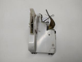 замок двери задней левой Volkswagen Polo 3 поколение 1997, 1.6 л., бензин, МКПП, красный, седан