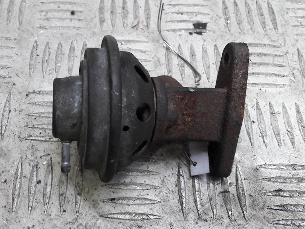 клапан EGR Volkswagen Golf 4 поколение 1999, 1.4 л., бензин, МКПП, чёрный, хетчбэк 3 дв. - фото №1