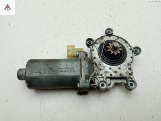 моторчик стеклоподъемника передний правый Saab 900 2 поколение 1994, 2.0 л., бензин, АКПП, чёрный, хетчбэк 3 дв., 0130821663