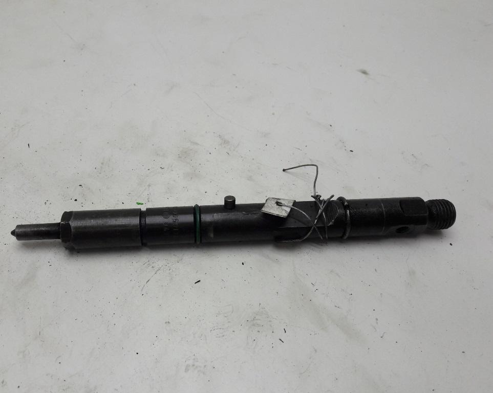 форсунка Volkswagen Passat B5 1999, 2.5 л., дизель, АКПП, серый, универсал, 059130201H