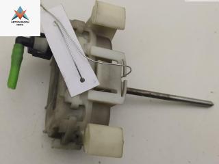 замок лючка топливного бака Audi A6 4A/C4 1994, 2.6 л., бензин, МКПП, серый, универсал, 4A0862153C