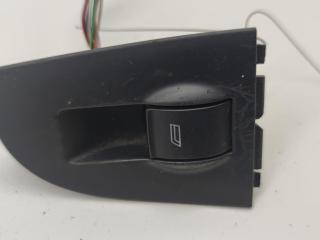 кнопка стеклоподъемника переднего правого Audi A6 C5 1998, 2.4 л., бензин, МКПП, чёрный, универсал, 4B0959855