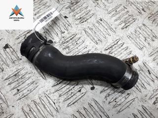 патрубок (трубопровод, шланг) Volkswagen Golf 4 поколение 1999, 2.3 л., бензин, МКПП, красный, хетчбэк 5 дв., 3B0121449