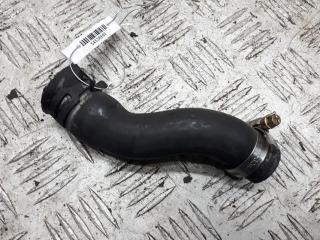 патрубок (трубопровод, шланг) Volkswagen Golf 4 поколение 1999, 2.3 л., бензин, МКПП, красный, хетчбэк 5 дв., 3B0121449