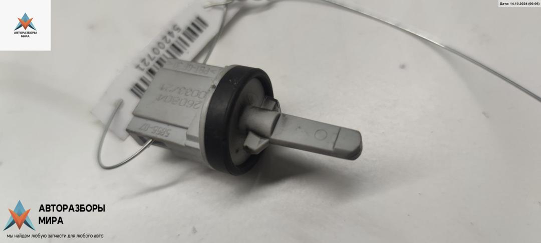 датчик температуры Audi A4 B6 2004, 2.0 л., бензин, МКПП, чёрный, универсал, 1K0907543A - фото №1