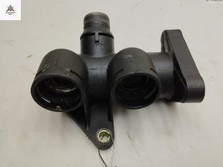 фланец (тройник) системы охлаждения Audi A4 B5 1995, 1.8 л., Ti, бензин, МКПП, синий, седан, 058121133B