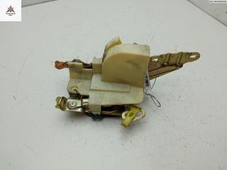 замок двери передней правой Saab 900 2 поколение 1994, 2.0 л., бензин, АКПП, чёрный, хетчбэк 3 дв.