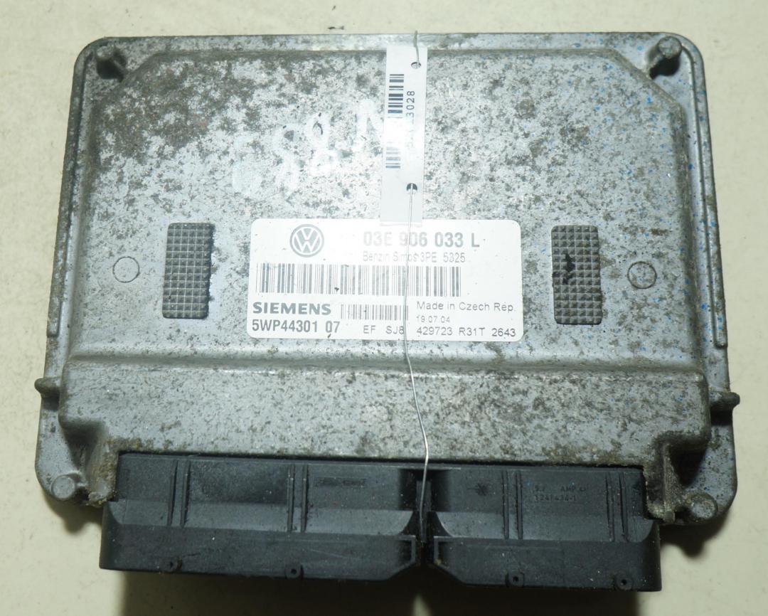 ЭБУ Volkswagen Polo 2004, 1.2 л., бензин, МКПП, синий, хетчбэк 3 дв., 03E906033L
