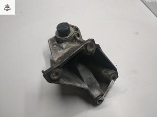 кронштейн двигателя Audi 80 8C/B4 1994, 2.0 л., бензин, МКПП, белый, седан, 8A0193307C