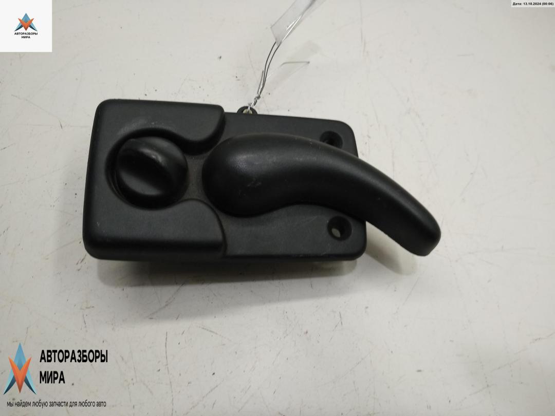 ручка внутренняя задняя правая Renault Master 2 поколение 1998, 2.5 л., дизель, МКПП, белый, микроавтобус - фото №1