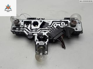 панель заднего левого фонаря Volkswagen Polo 3 поколение 1995, 1.6 л., бензин, МКПП, красный, седан