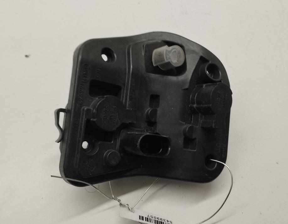 панель заднего левого фонаря Audi A4 B8 2008, 2.0 л., дизель, АКПП, серый, седан, 166963
