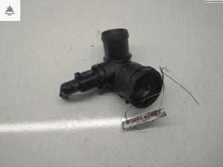 фланец (тройник) системы охлаждения Volkswagen Sharan 1 поколение [2-й рестайлинг] 2003, 1.9 л., дизель, МКПП, чёрный, минивэн