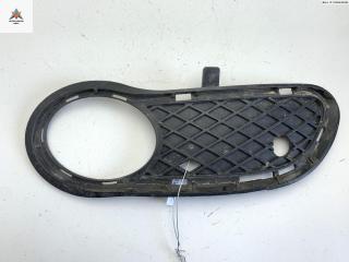 заглушка (решетка) в бампер Mercedes-Benz C-Класс W203/S203/CL203 2001, 2.0 л., бензин, АКПП, чёрный, хетчбэк 3 дв., 2038850923